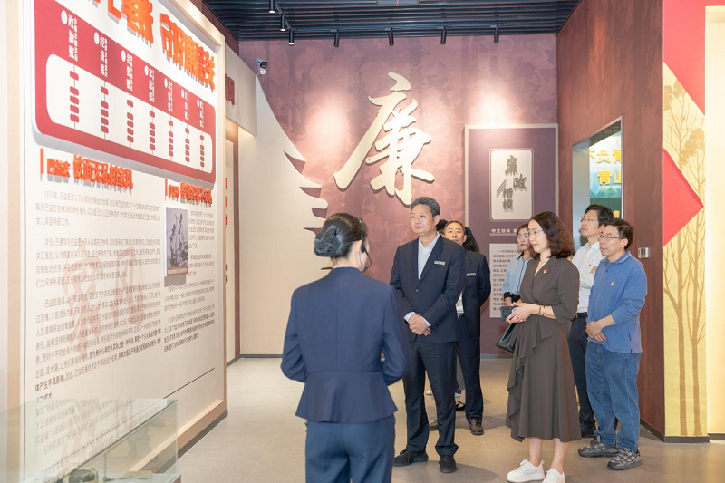 2_951792